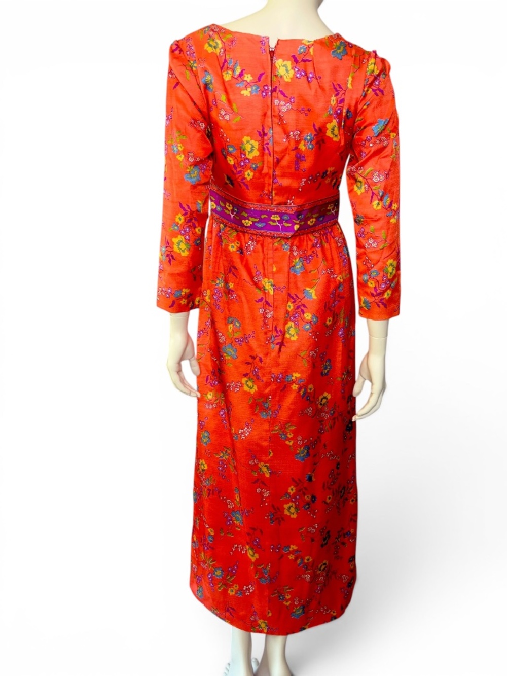 1970s‎ Floral Bohemian Asian Motif Maxi Dress with Contrast Panel & Waist Detail - Picture 2 of 7